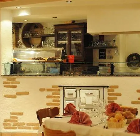 Otel Helvetia 3*