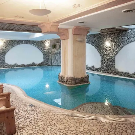 Otel Helvetia 3*