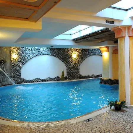 Otel Helvetia 3*
